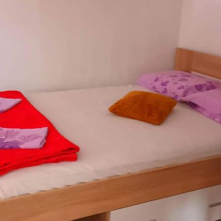 Apartman Petra Trpanj Exterior photo
